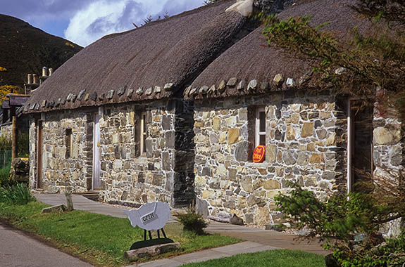 SCO: Highland Region, Sutherland District, Northern Coast, Bettyhill, Skerray (crofters village), Jimsons Croft Community Centre, a traditional thatched building housing the post office store. [Ask for #246.831.]