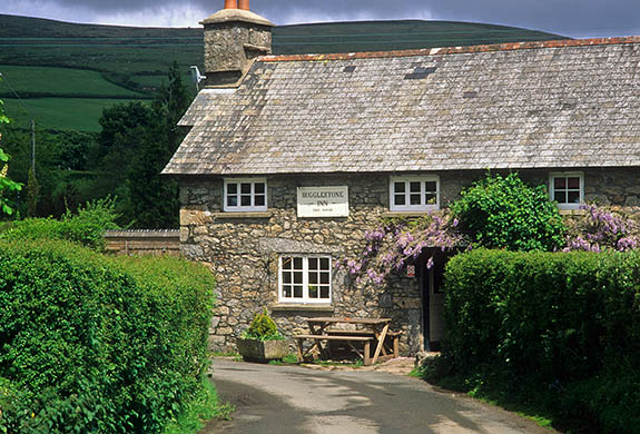 ENG: South West Region, Devon, Dartmoor National Park, Central Dartmoor, Dartmeet, The Tavistock Inn on the Old Tin Road, in operation since 1413 [Ask for #268.503.]